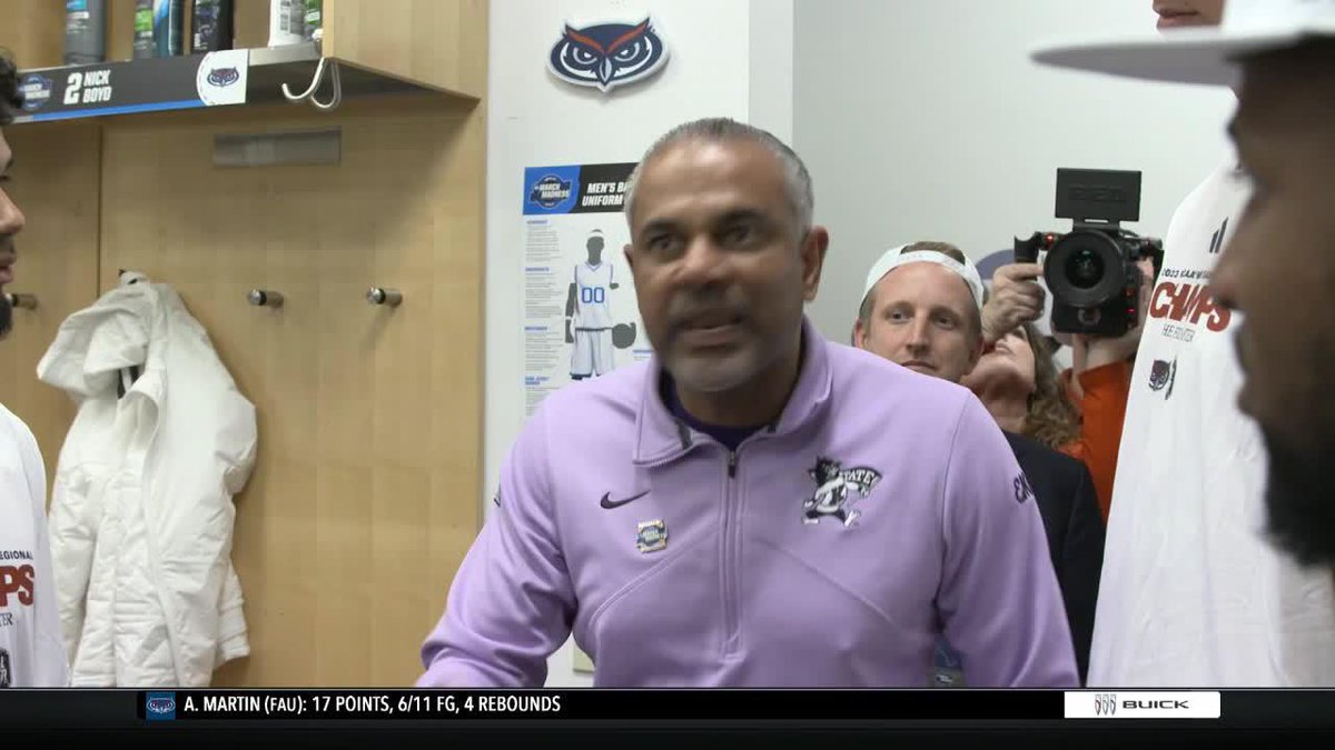 "Y'all the toughest son of a guns we played all year long." Jerome Tang visited the FAU locker room to congratulate the Owls. 👏