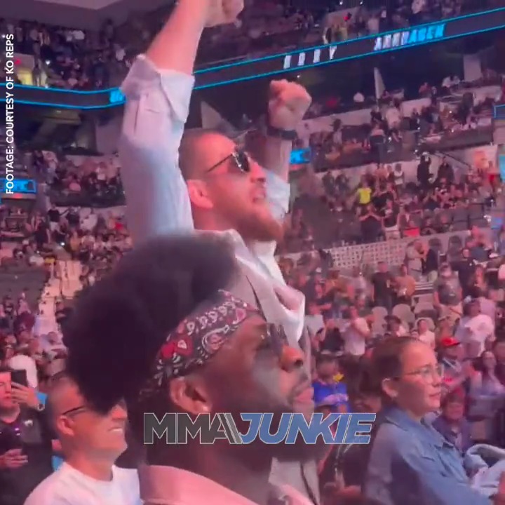 .Merab “The Machine” Dvalishvili was FIRED UP at cageside when Cory Sandhagen called him out after the #UFCSanAntonio main event. 🎥 Koreps | More: