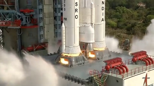 Whoaaa! That is one BIG rocket… Lifts my heart up with it to the skies. Bravo, yet again #ISRO (LVM3-M3/Oneweb India-2 Mission from Satish Dhawan Space Centre 🇮🇳🇮🇳🇮🇳👏🏽👏🏽👏🏽