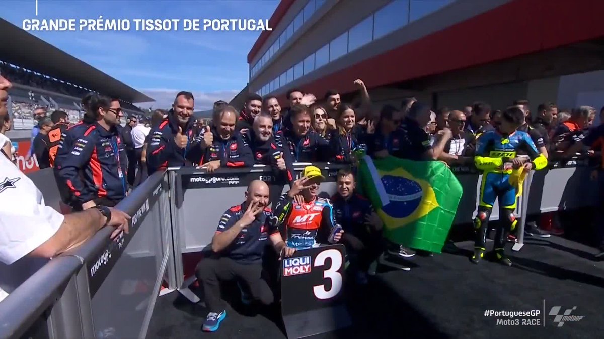 First Brazilian to take a podium in #Moto3 ✔️ First Brazilian on the podium in any class since 2007 ✔️ Diogo Moreira makes history at Portimao! 😍 #PortugueseGP 🇵🇹