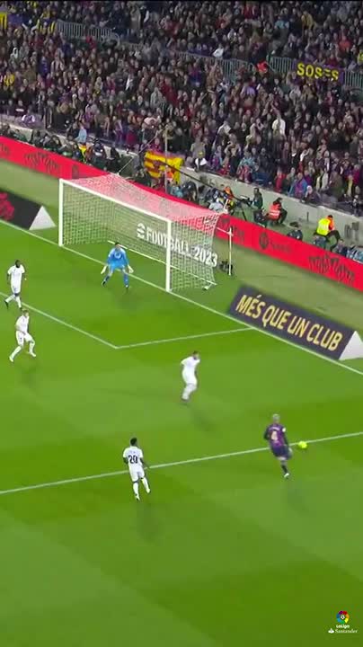 One week ago... ⚽ Sergi Roberto equalised in the 45th minute of #ElClásico #LaLigaHighlights