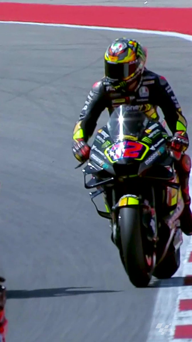 “Hey Pecco Bagnaia, I finished P3!!” “See you in Parc Ferme then Marco Bezzecchi #12!” 🤝 #MotoGP | #PortugueseGP 🇵🇹