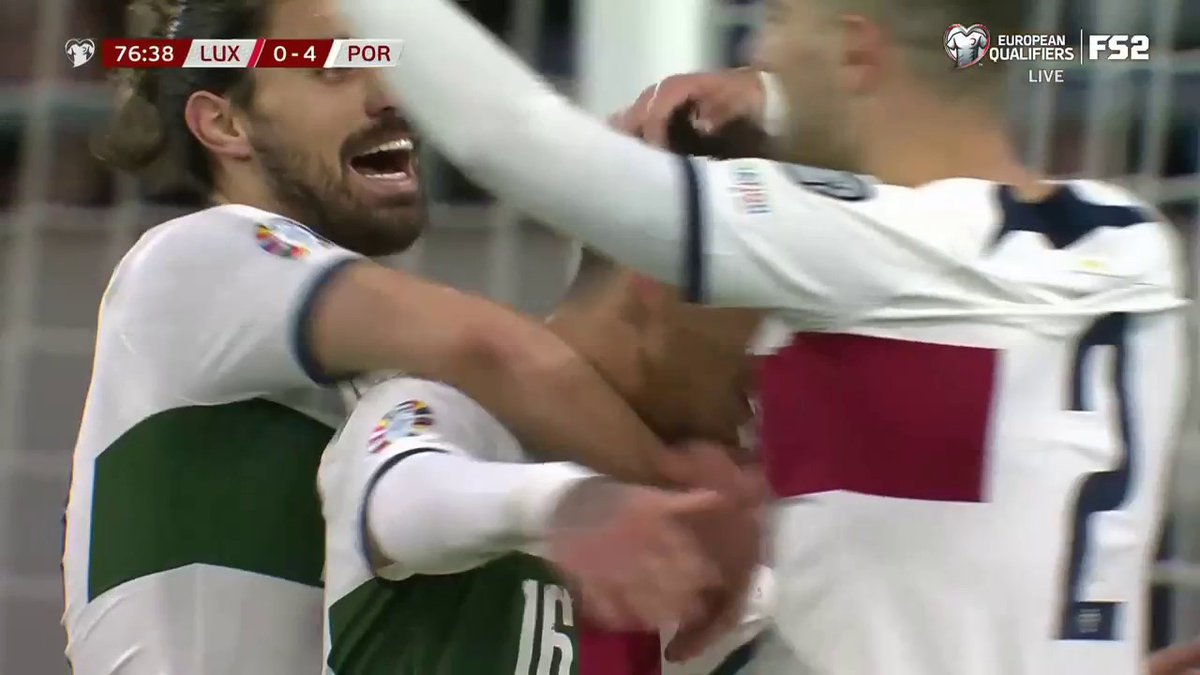 The assist from Rafael Leão 🤩 The header from Otávio 🔥 🇵🇹