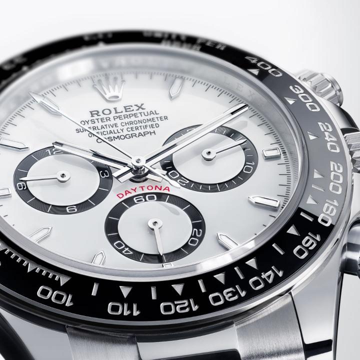 Introducing the new #CosmographDaytona. To mark the 60th anniversary of the model, the entire range is revisited. The design of the case and face is restyled and the watch equipped with calibre 4131, launched this year. More #WatchesandWonders2023