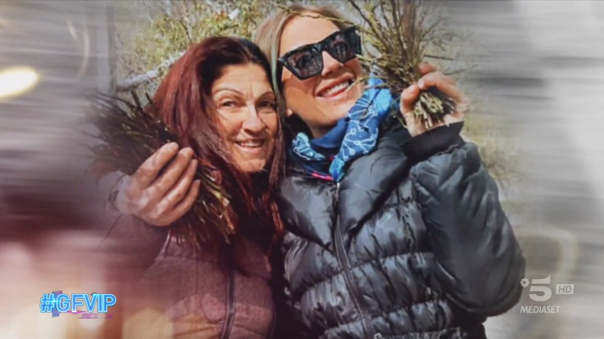 Nikita, sei la stella di mamma e papà... il loro abbraccio ti aspetterà sempre! ❤️ #GFVIP