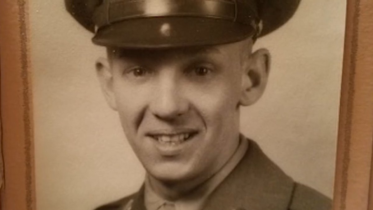 Tonight’s Ford Military Hero of the Game is United State Army Private First Class, Harold Prummell. A Queens native, Brummell joined the Military in 1952 and served in Korea as part of the 2nd Division Heavy Weapons Platoon.