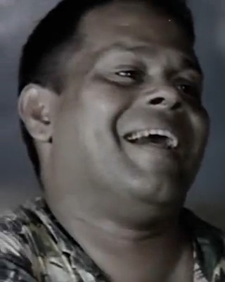 സ്ക്രീനിലും ജീവിതത്തിലും ഒരുപാട് ചിരികൾ സമ്മാനിച്ചതിന് നന്ദി ഇന്നസെൻറ് അങ്കിൾ.. ഈ ഓർമ്മകൾ എന്നും അനശ്വരമായിരിക്കും 🙏