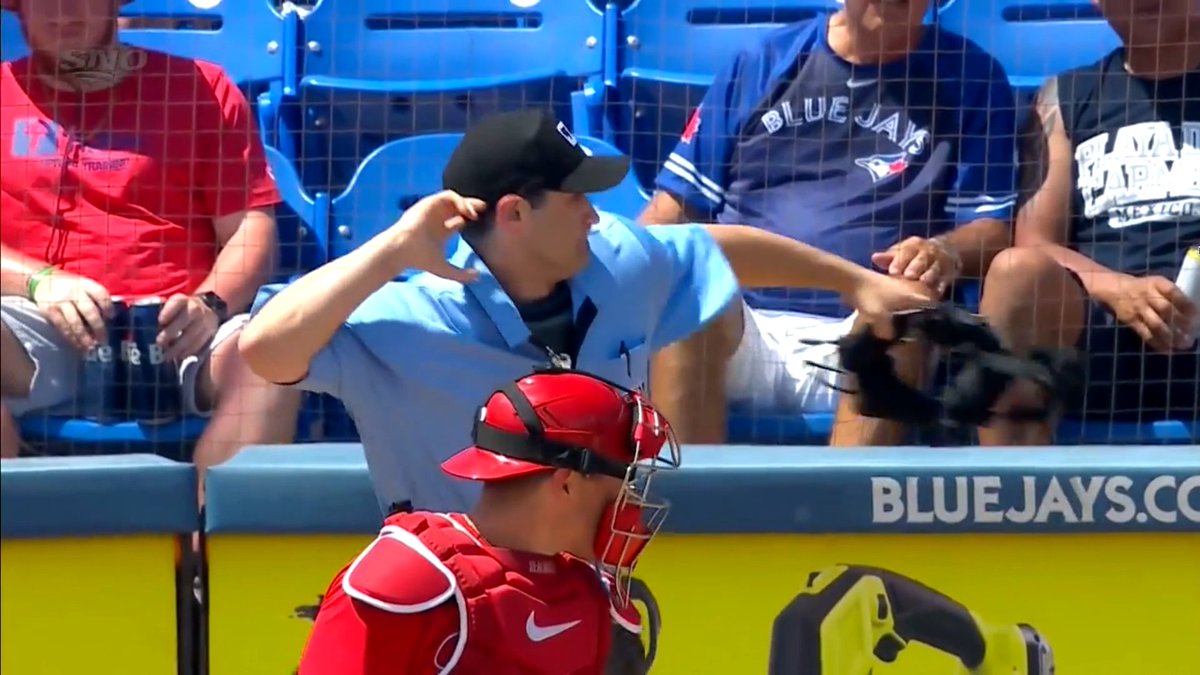 Umpire thinks Realmuto embarrassed him on purpose so he ejects him, a breakdown