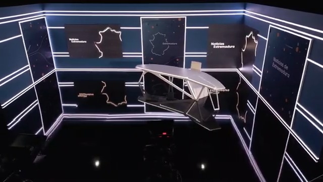 🔵Estamos de estreno Noticias de Extremadura se traslada desde hoy a este nuevo plató, más amplio y dando más peso a las imágenes de la información. Os esperamos como siempre a las 14hs y a las 15:50hs en La 1