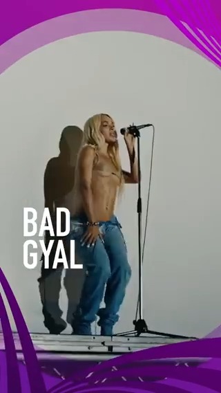 💎 DETENGAN TODO 💎 Por primera vez en los escenarios de #LatinAMAs Bad Gyal nos presentará su último sencillo, ‘Chulo’ 💕✨
