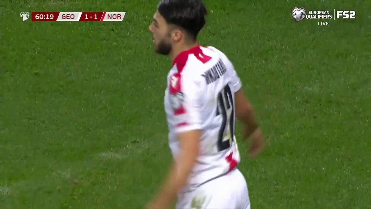 Denied! ❌ Norway's Ørjan Nyland with another save 🧤