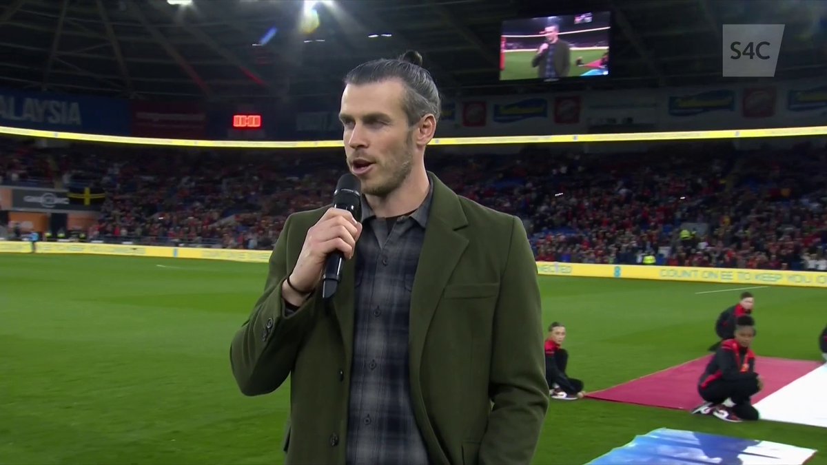 “An honour to represent this country and to play in front of the best fans in the world” 🎤Gareth Bale | Diolch Gareth 👏🏴󠁧󠁢󠁷󠁬󠁳󠁿