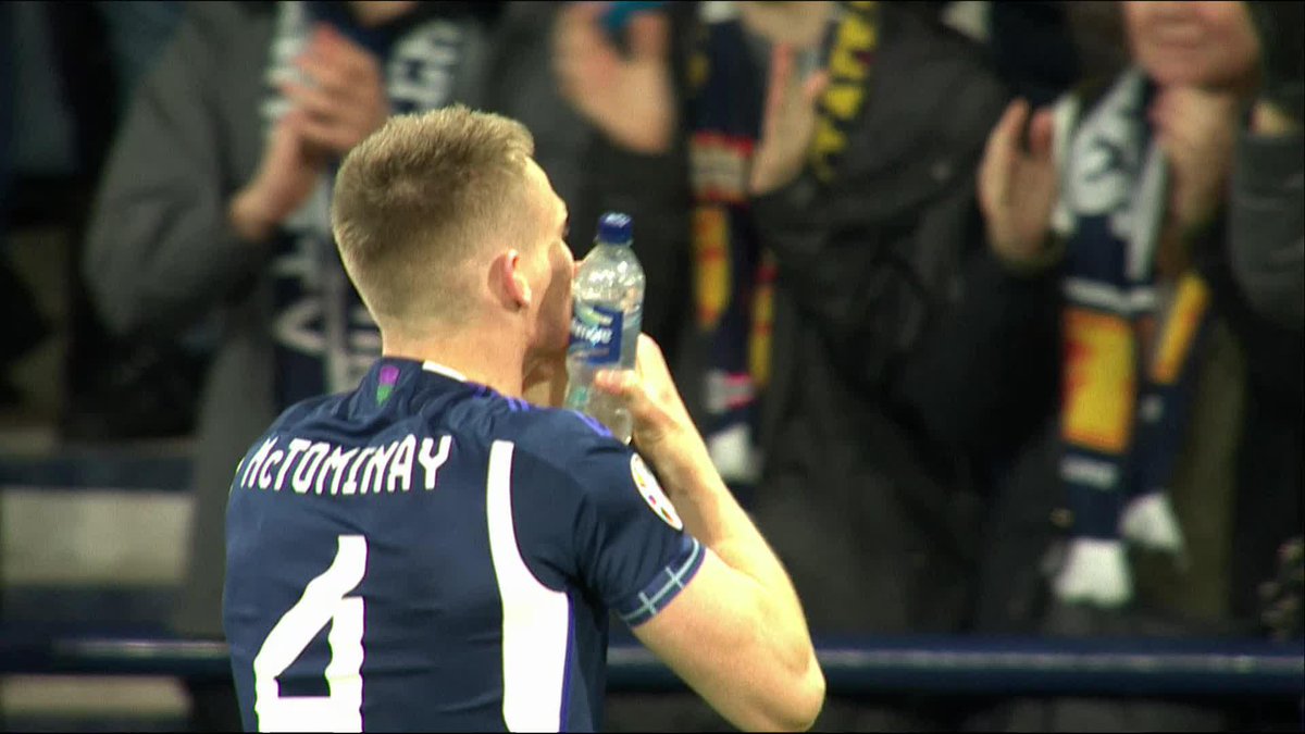 He’s at it again 🙌 Scott McTominay with his third goal in two games to open the scoring against Spain. #SCOESP