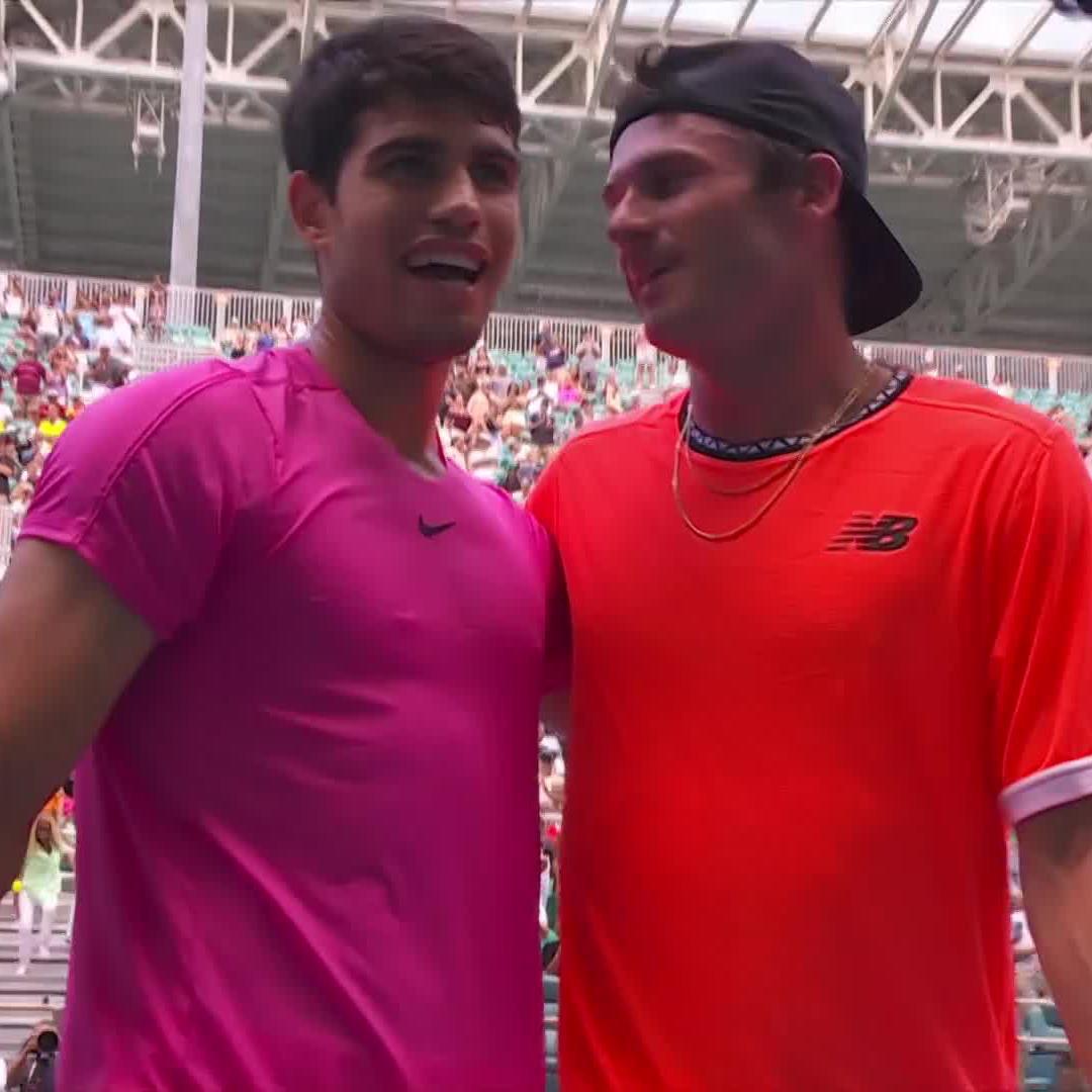Sunshine Double still alive ☀️✌️ Carlos Alcaraz defeats Paul 6-4 6-4 to end the American’s streak of 12 consecutive wins against Spaniards! #MiamiOpen