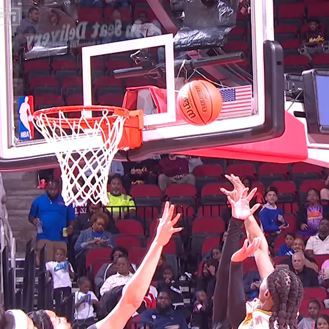 TIP DRILL courtesy of MILAYSIA FULWILEY 🖐️ 📺: ESPN2
