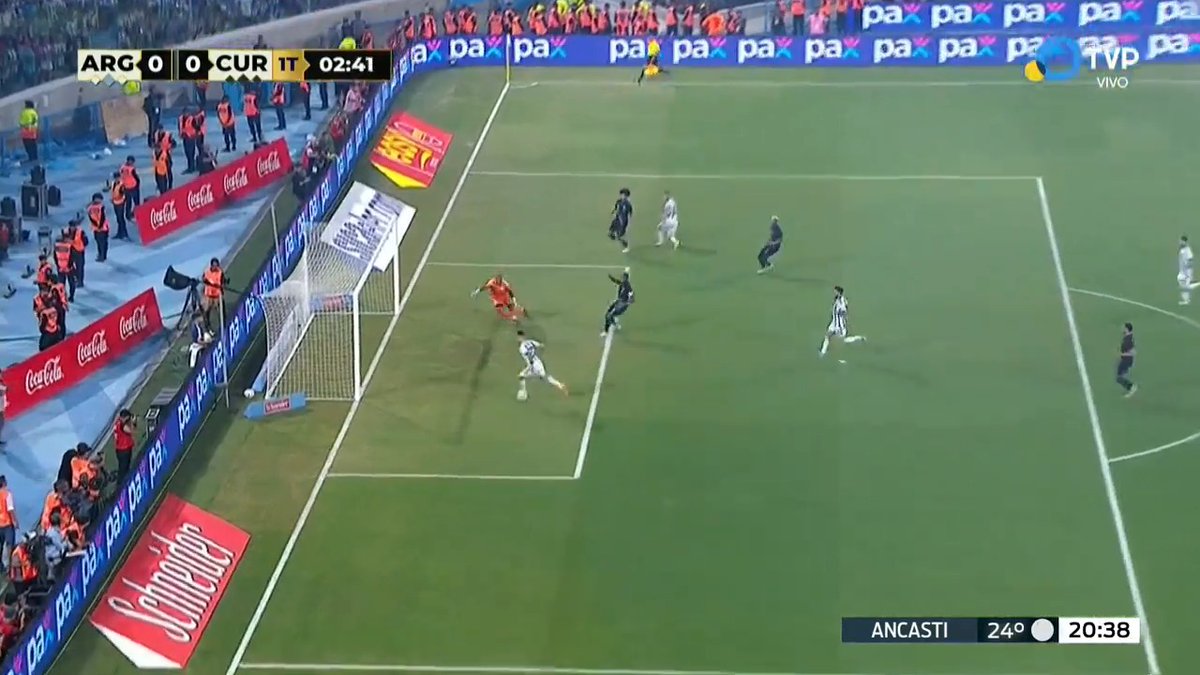 That has to be the worst miss i’ve ever seen😭😭😭😭