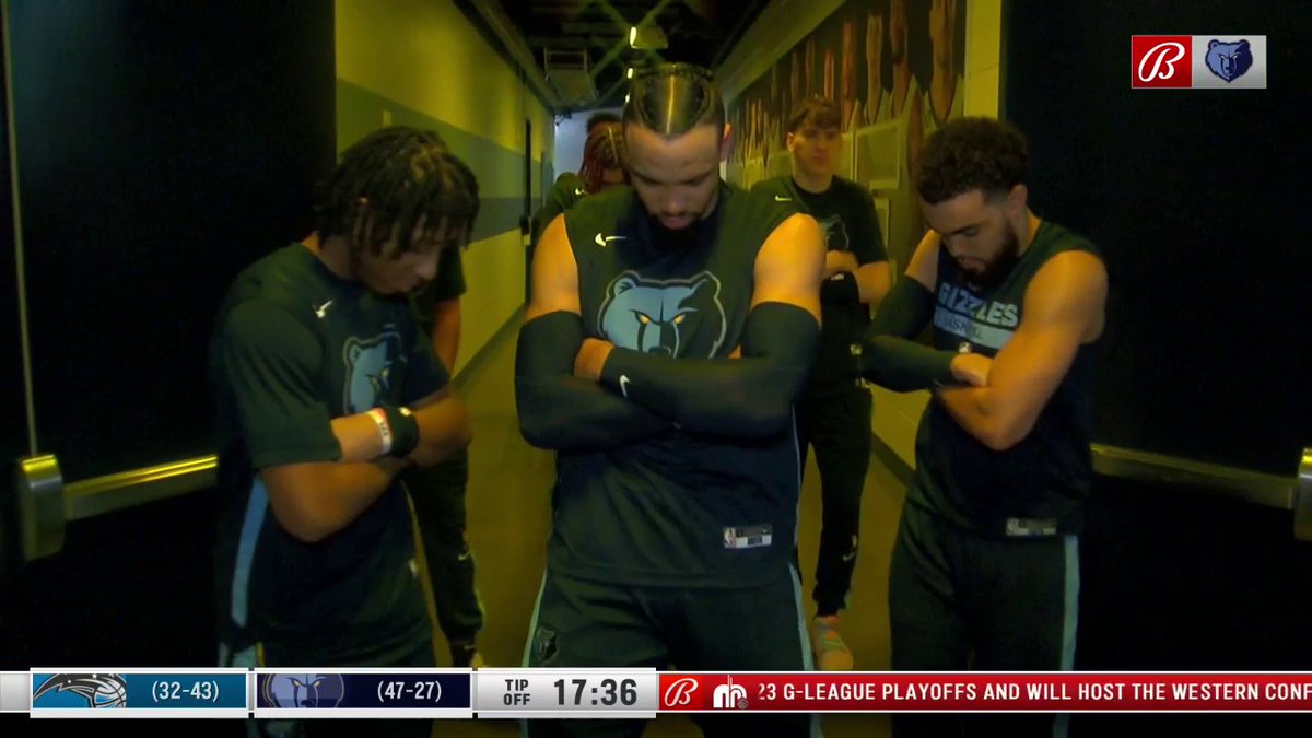 The Grizzlies are ready for tonight’s game 🔥