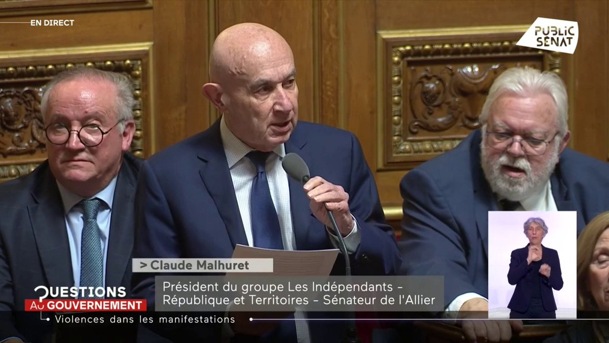 Manifestations : le sénateur Claude Malhuret dénonce les "scènes de guerre civile" à #SainteSoline "L’ultragauche européenne a fait de la France son terrain de jeu favori car elle sait qu’elle y trouvera un relai politique" > L'élu a fait applaudir les forces de l'ordre #QAG