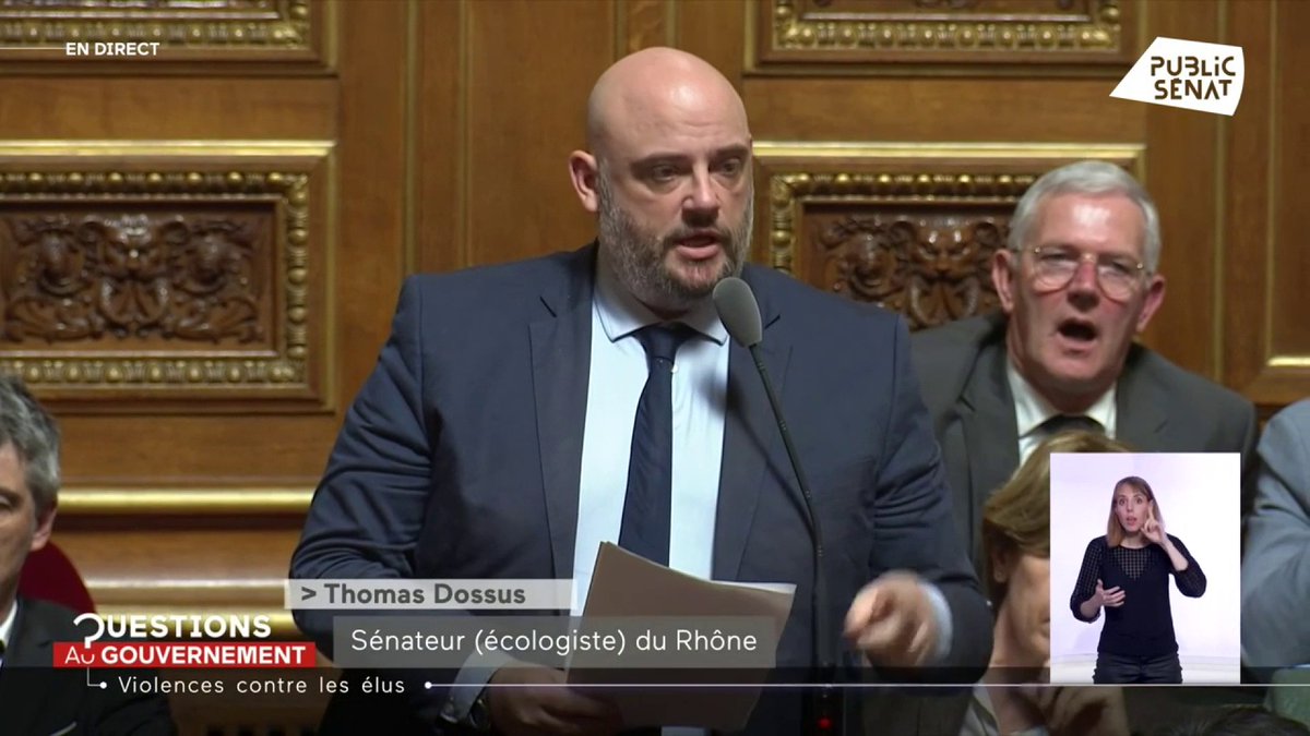 Maintien de l’ordre : "J’étais à #SainteSoline, et je l’assume", tempête l’écologiste Thomas Dossus 🇪🇺 "Nous dénonçons sans ambiguïté toutes les violences, mais vous avez décidé d’exposer 3 000 membres des forces de l’ordre pour défendre quoi qu’il en coûte un trou vide !" #QAG