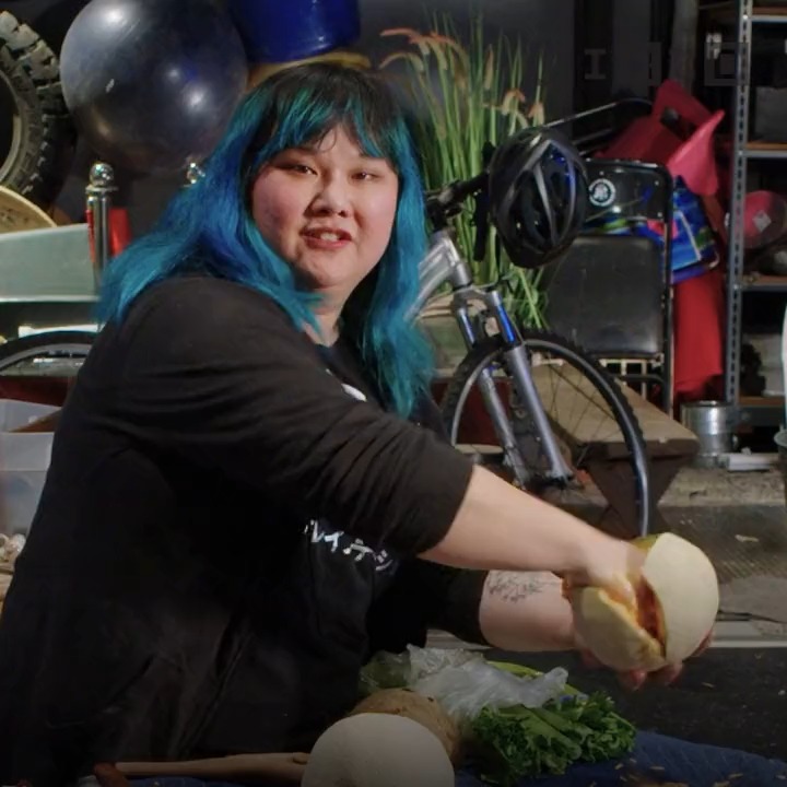 Ever wondered how they make the sound effects we hear in video games? Meet Joanna Fang foley artist for PlayStation Studios and a master at creating sounds for movies and video games like God of War: Ragnarok. (Joanna Fang, MPSE)