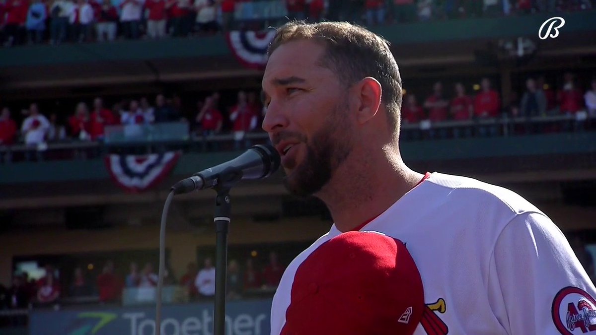 Bet you haven't heard Busch Stadium much louder than when the crowd found out Adam Wainwright was going to be singing The Star-Spangled Banner on #OpeningDay. 🇺🇸