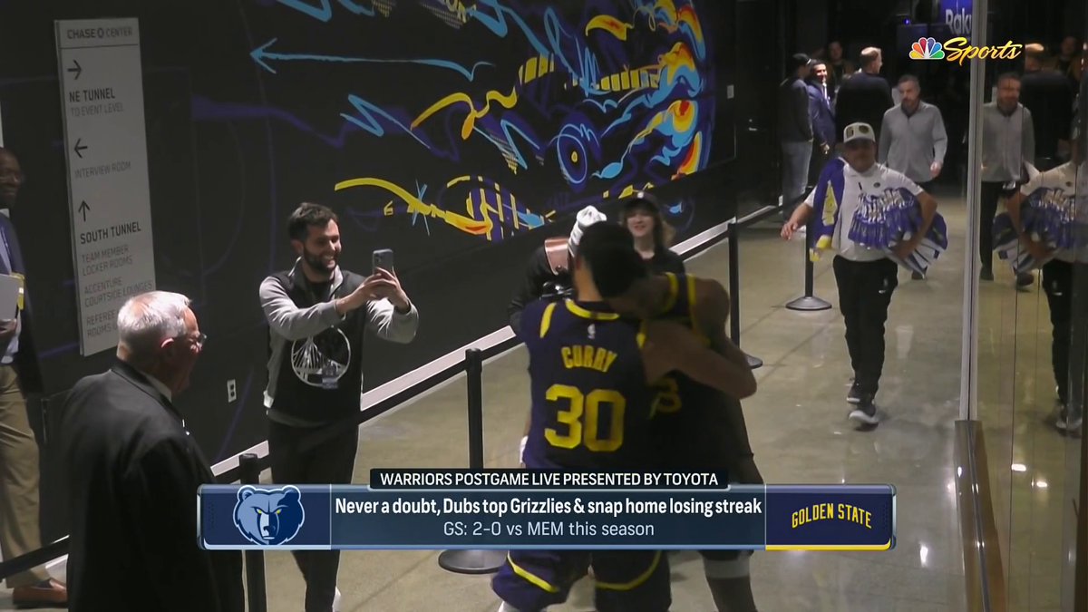 quote/reply this tweet with moments of steph being the best teammate in the nba, ill go first: