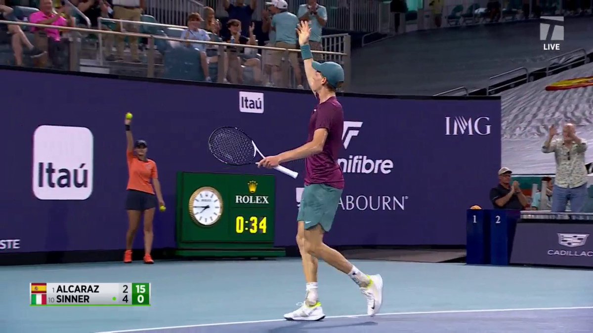 EVERYBODY ON YOUR FEET! #MiamiOpen Point of the year by Alcaraz and Sinner ๐๐ฑ๐ฅ