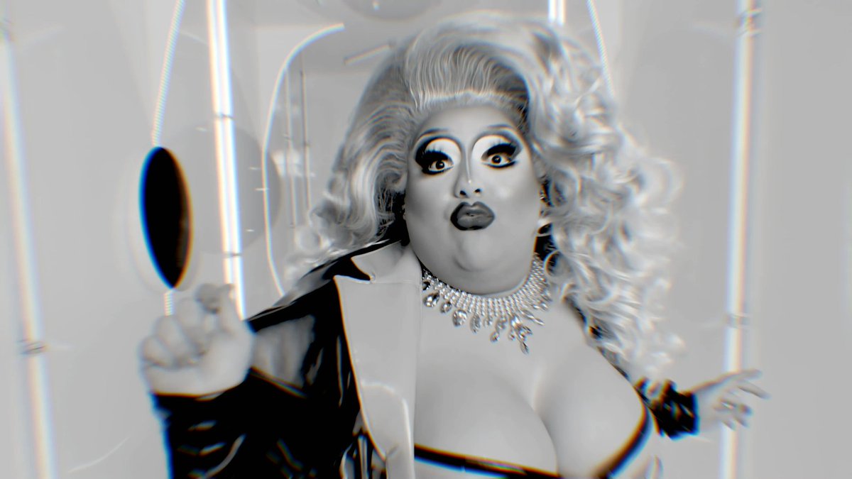 Clock that tea, it’s MIB! 🥊 #DragRace Mistress Isabelle Brooks