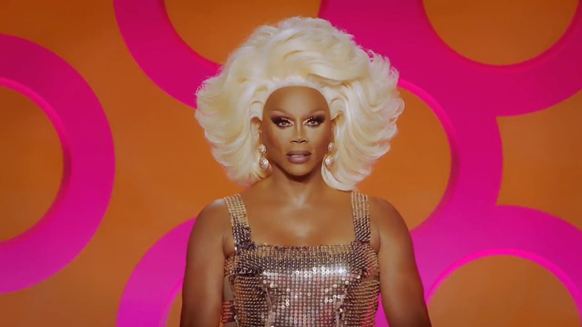 Let your voice be heard! 🗣️ Who do YOU want to see snatch the crown? 👑 #DragRace