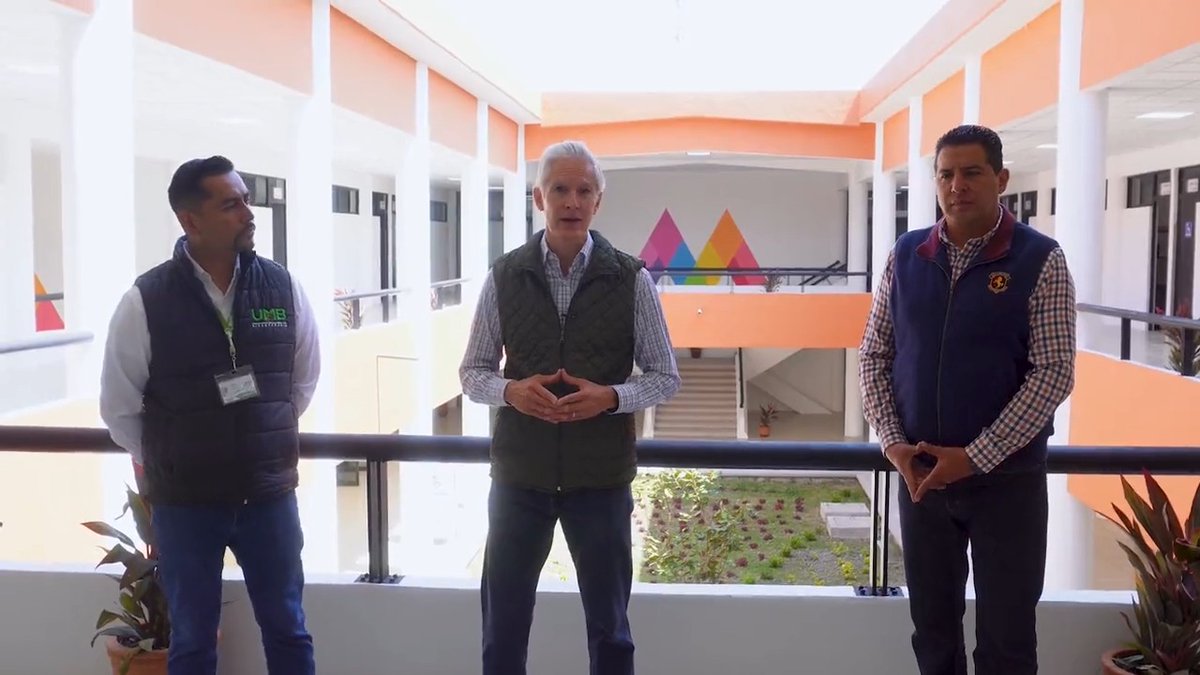 Este nuevo edificio duplica la capacidad de la Unidad de Estudios Superiores #Ixtlahuaca de la Universidad Mexiquense del Bicentenario.