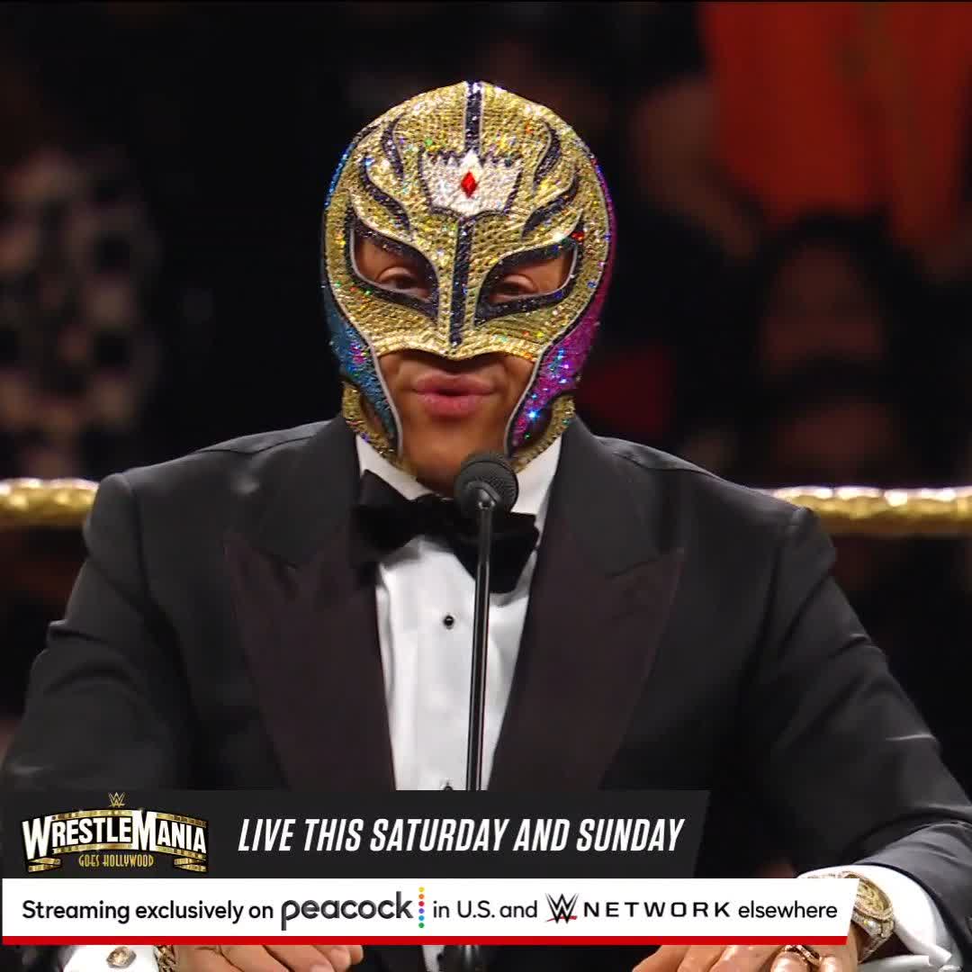 .♛Rey Mysterio❔ thanks the WWE Universe for making his name immortal! 👏👏👏 Thank YOU, Rey. #WWEHOF