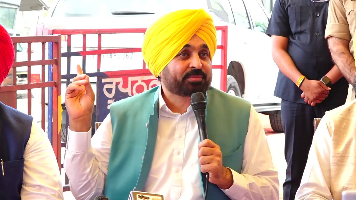 ਮੈਂ ਪਾਰਲੀਮੈਂਟ ‘ਚ ਵੀ ਟੋਲ ਪਲਾਜ਼ਿਆਂ ਦੇ ਮਸਲੇ ਉਠਾਉਂਦਾ ਰਿਹਾ…ਜੇਕਰ ਇੱਕ ਆਮ ਆਦਮੀ ਪਹਿਲਾਂ ਹੀ ਐਨਾ ਟੈਕਸ ਭਰ ਰਿਹਾ ਹੈ ਤਾਂ ਫਿਰ ਸਾਡੀਆਂ ਸੜਕਾਂ ਸਾਨੂੰ ਕਿਰਾਏ ‘ਤੇ ਕਿਉਂ ਦਿੱਤੀਆਂ ਨੇ…ਪਹਿਲਾਂ ਵਾਲਿਆਂ ਦੀ ਨੀਅਤ ‘ਚ ਖੋਟ ਸੀ ਤਾਂ ਕਰਕੇ ਲੋਕਾਂ ਦੀ ਲੁੱਟ ਕਰਦੇ ਰਹੇ…ਪਰ ਹੁਣ ਇਹ ਲੁੱਟ ਬੰਦ ਹੋ ਰਹੀ ਹੈ…ਲੋਕਾਂ ਦਾ ਰਾਜ ਹੈ..