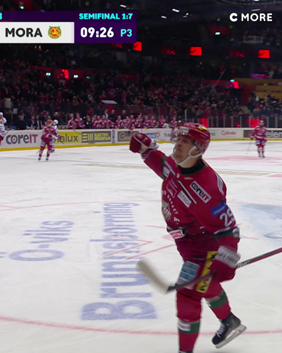 Aagaard smäller in den pucken 💥 Modo vinner den första matchen i semifinalserien med 4-2 🏒