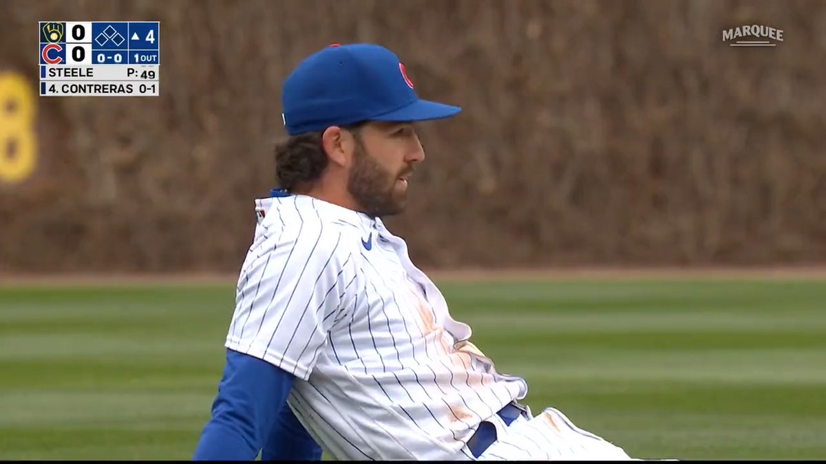 Diving Dansby! 🤩
