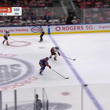 HAT TRICK ALERT! 🎩🎩🎩 Leon Draisaitl zips this one home for his 50th goal of the season 👏