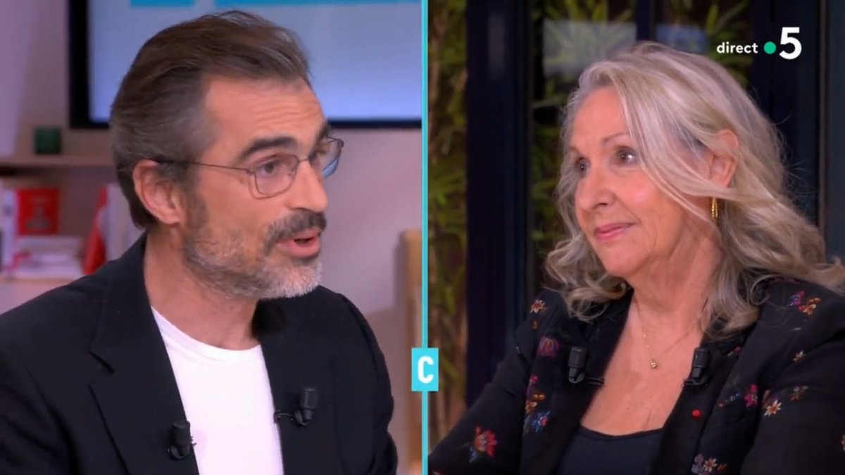 🩺 #FindeVie : l’heure du choix. Faut-il faire évoluer la loi française ? #SoinsPalliatifs #Euthanasie 📺 Le débat de #Clhebdo avec Raphaël Enthoven, membre de notre comité d'honneur, et Véronique Lefebvre des Noëttes, médecin en hôpital gériatrique. Replay :