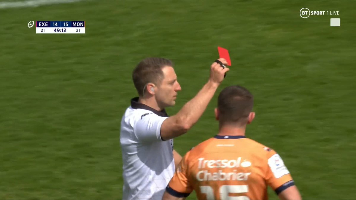 A nightmare moment for Montpellier star man, Zach Mercer, as he sees red for a high tackle... 😳 #HeinekenChampionsCup