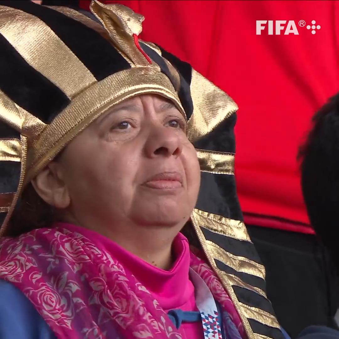 "مصر يا أم البلاد، أنت غايتي والمراد" 🇪🇬 لحظات عزف النشيد الوطني المصري في مسابقات FIFA دائمًا ما كانت مميزة 💫 فهل نعود لنسمعه قريبًا في كأس العالم؟ 🤩 EFA.eg