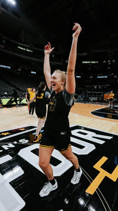 40 minutes. 1 Goal. #Hawkeyes x #WFinalFour