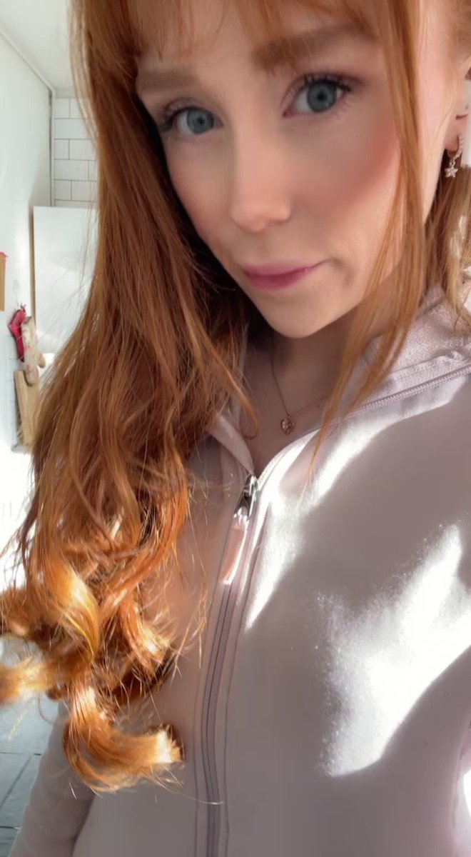 Doing some research.. do you like spit play? 🤔 Retweet = Yes Definitely 🥵👅 Like = Maybe I do 😳🤤 Comment = Not for me 😷 #spit #spitplay #spitfetish #spitorswallow