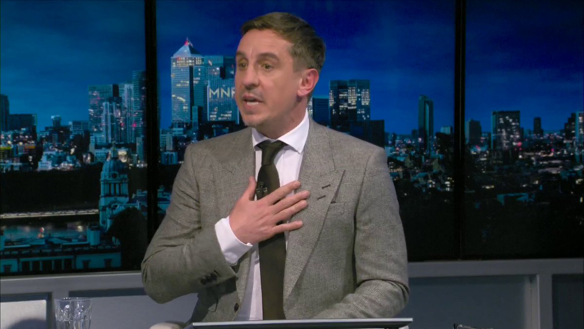 "Who would you pick Weghorst or Ronaldo?" ๐ค Jamie Carragher was not letting Gary Neville get away ๐