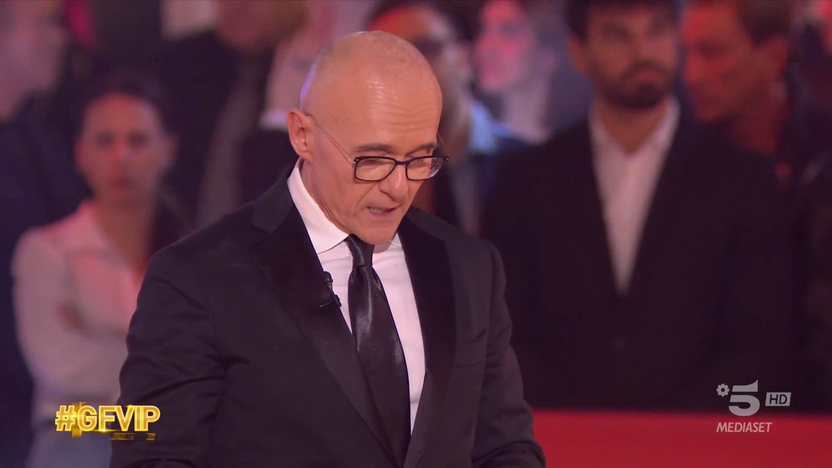 Dopo 197 giorni, siamo arrivati al momento della verità: il pubblico ha deciso che a vincere questa edizione di #GFVIP è... NIKITA! 🎉
