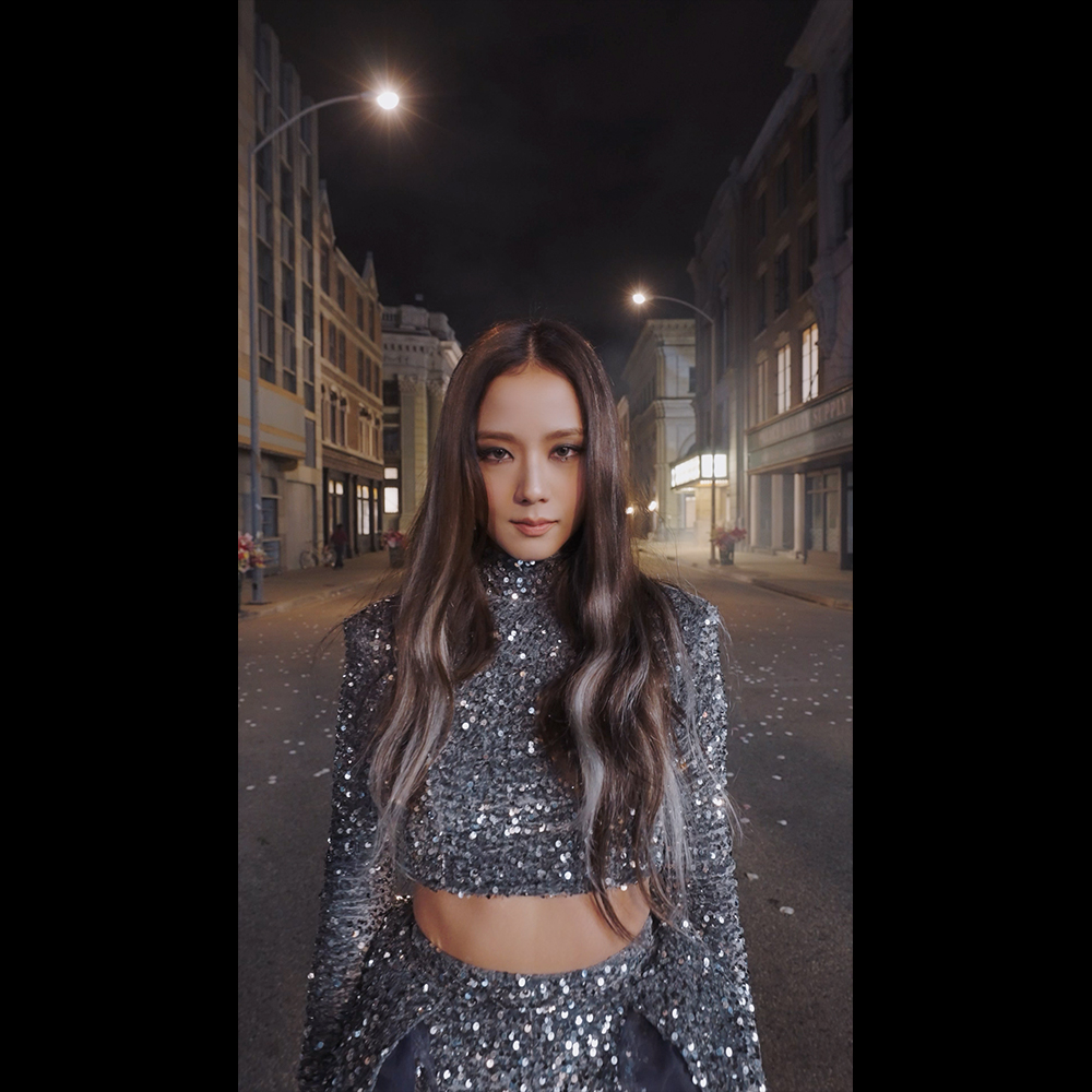 꽃 향기만 남기고 갔단다🌹 🎬’꽃(FLOWER)’ M/V: #JISOO_FLOWER #지수꽃 #ME #JISOO #지수 #BLACKPINK #블랙핑크 #FLOWERchallenge