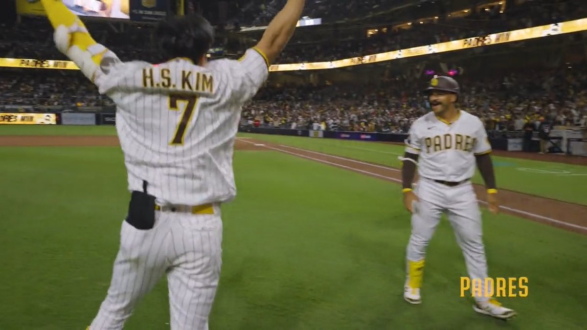 How can you not love Ha-Seong Kim? 🥹 #BringTheGold