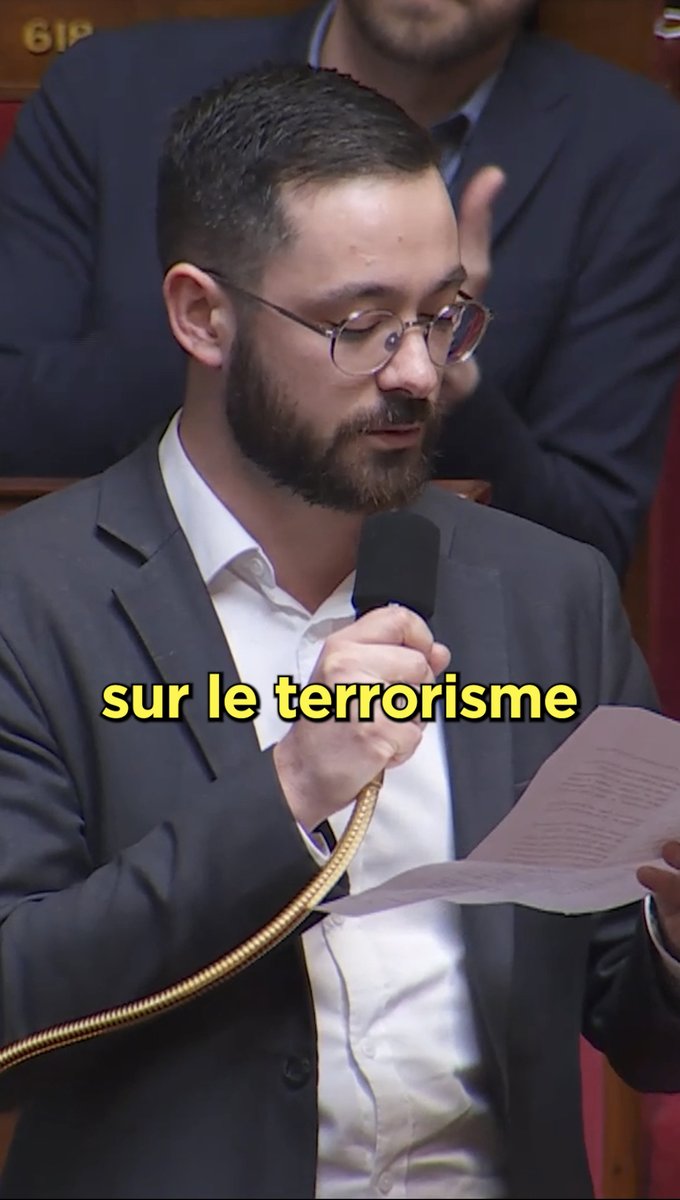 🤔 Darmanin nous accuse de «terrorisme intellectuel». Tout travail intellectuel semble, en effet, le terroriser. Je lui rappelle un terrorisme concret : l’extrême-droite qui menace les musulmans. Avant de faire sa campagne politique, il doit faire son travail : les protéger.