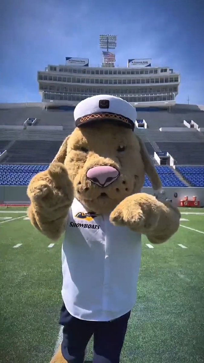 Introducing your official Memphis Showboats mascot 🔥🐶 What should we name the best mascot in the league? ⬇️🤔