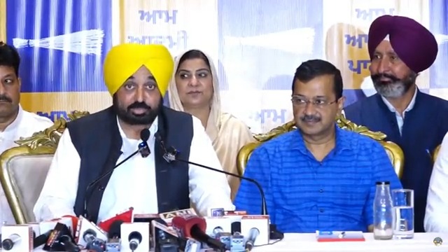 ਜਲੰਧਰ ਵਾਸੀ ਆਮ ਆਦਮੀ ਪਾਰਟੀ ਦੀਆਂ ਨੀਤੀਆਂ ਨੂੰ ਪਸੰਦ ਕਰਦੇ ਨੇ… ਅਸੀਂ ਵਿਕਾਸ ਦੇ ਨਾਮ ‘ਤੇ ਚੋਣਾਂ ਲੜਦੇ ਹਾਂ ਨਾ ਕਿ ਨਸ਼ੇ ਜਾਂ ਗੁੰਡਾਗਰਦੀ ਦਾ ਸਹਾਰਾ ਲੈਕੇ…ਸਾਡਾ ਇੱਕ ਸਾਲ ਦਾ ਕੰਮ ਬੋਲਦਾ ਹੈ…