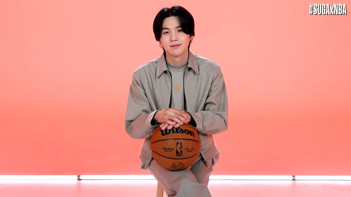 Look who’s the newest NBA ambassador 👀 #SUGAxNBA 방탄소년단 NBA