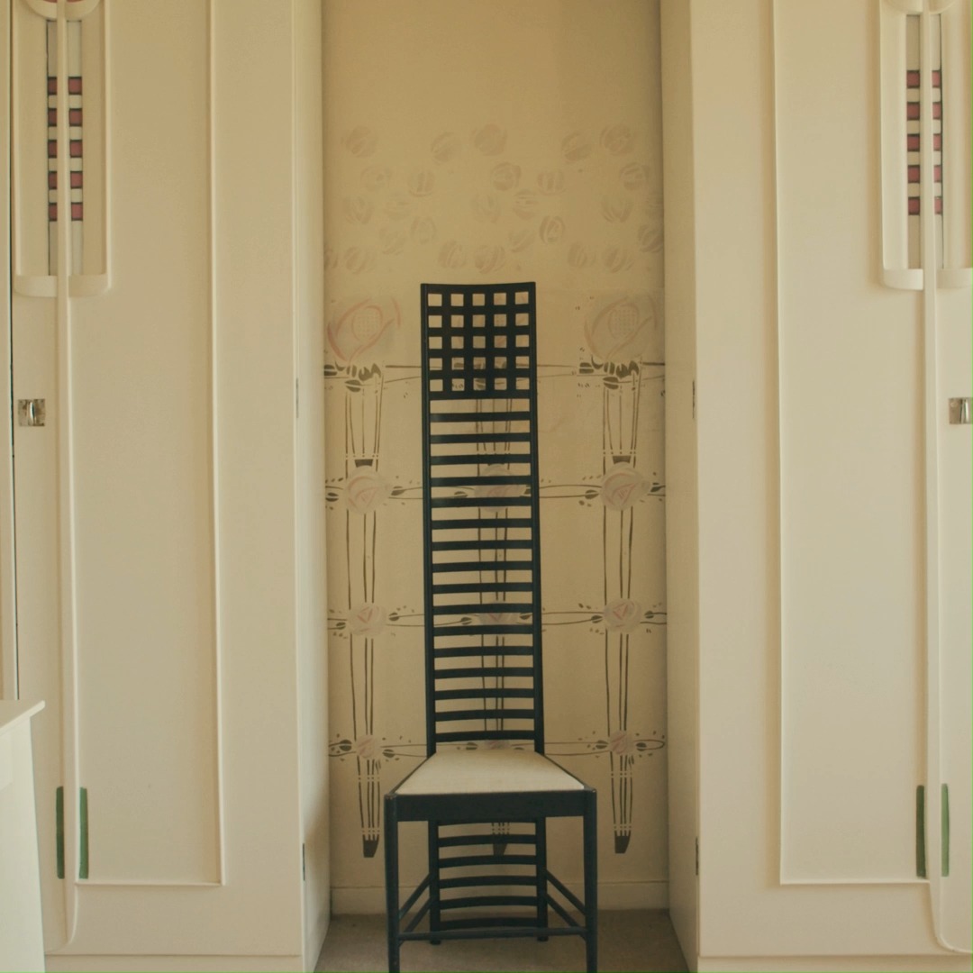 Take on The Mackintosh Trail and be wowed by the works of Charles Rennie Mackintosh 🌹 Here's where to visit, both in and beyond Glasgow ⤵️ #VisitGlasgow