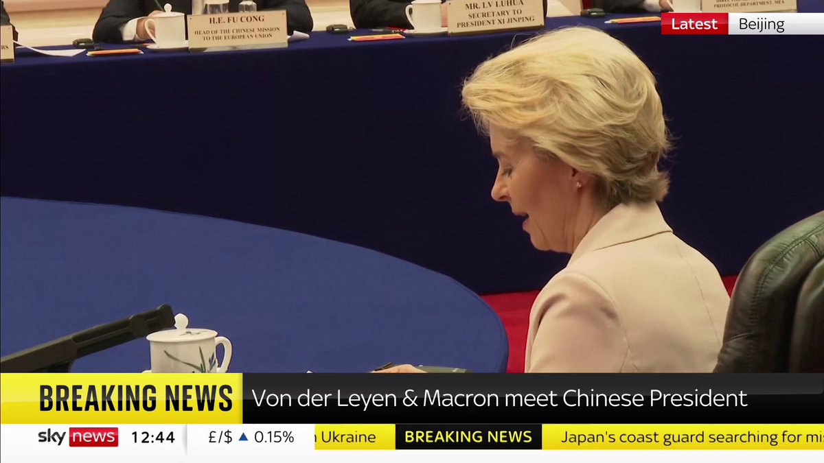 4月6号: 冯德莱恩对习近平的讲话 “在国际舞台上，中国和欧洲有义务遵守并加强基于规则的国际秩序、遵守联合国宪章。关于俄罗斯入侵乌克兰的战争，我们希望恢复正义，俄罗斯必须结束对乌克兰的入侵并且撤军。尊重主权和领土完整是联合国宪章的基础。” ——掷地有声👏👏👏